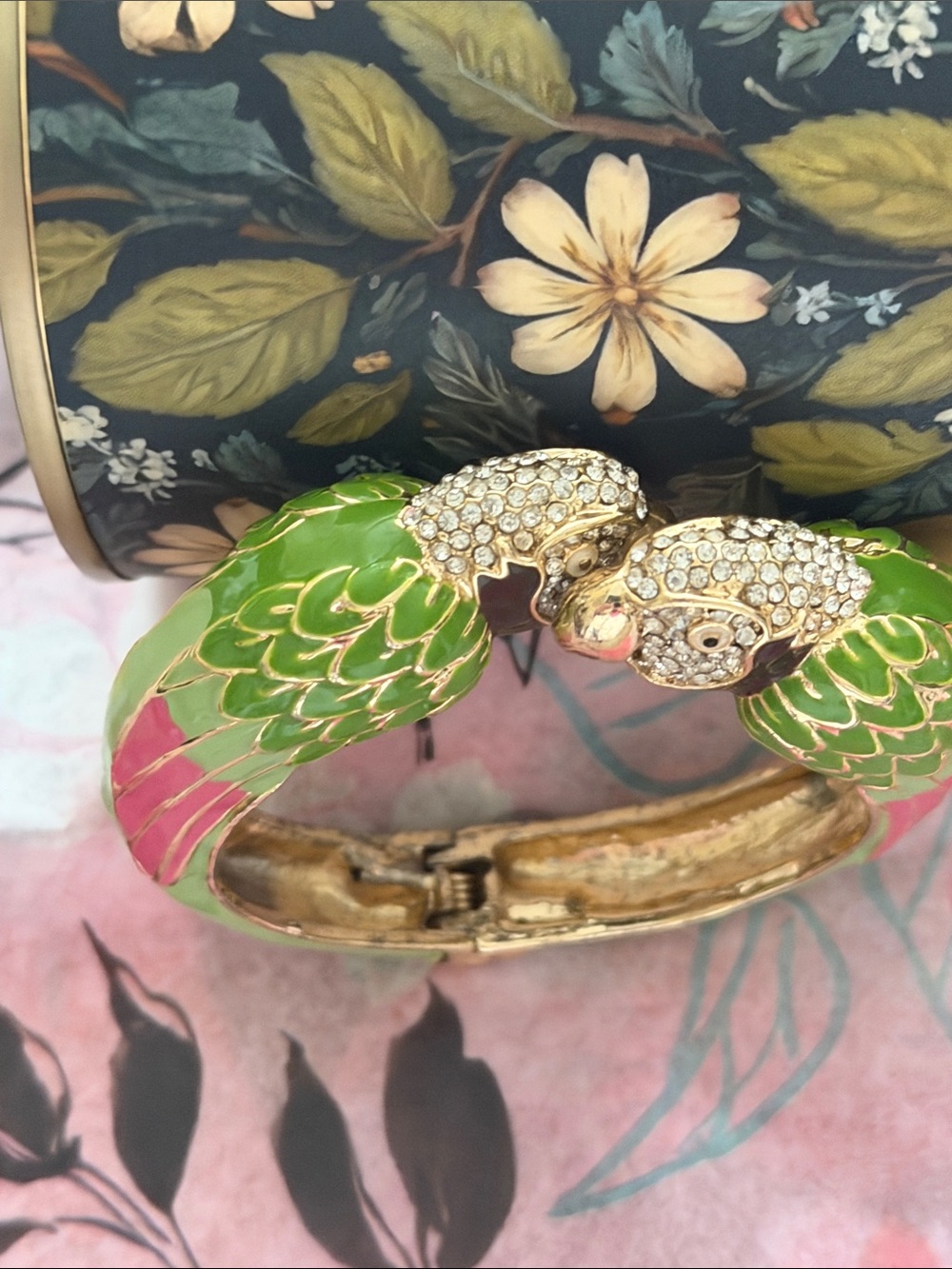 Parrot clamper bracelet green enamel black and pink with crystal gorgeous - Picture 15 of 17